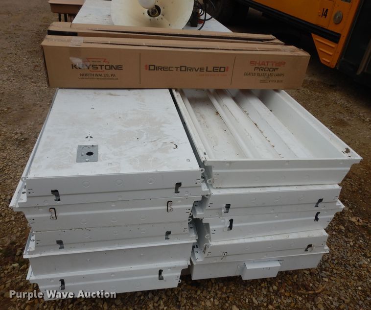 image for item IE9939 (22) lights