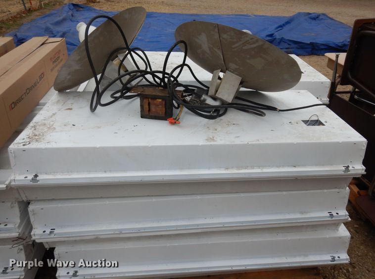 image for item IE9939 (22) lights