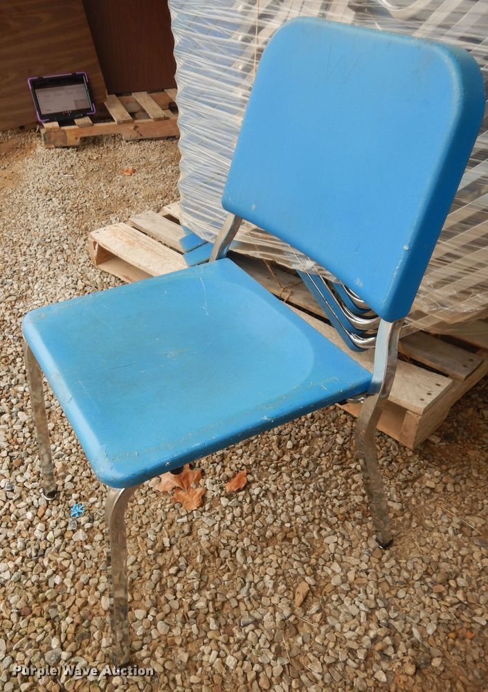 image for item IE9946 Approximately 52 chairs
