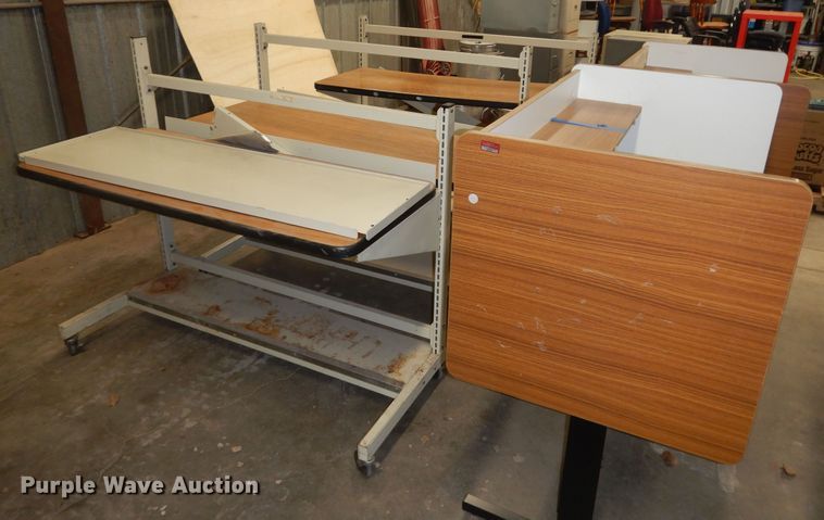 image for item IE9950 (8) computer desks