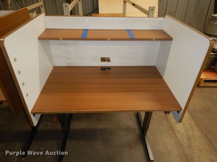 image for item IE9950 (8) computer desks