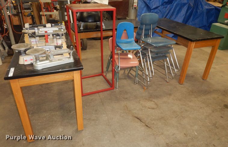 image for item IE9955 Office supplies and equipment