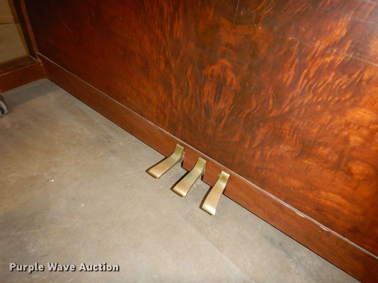 image for item IE9958 Music equipment