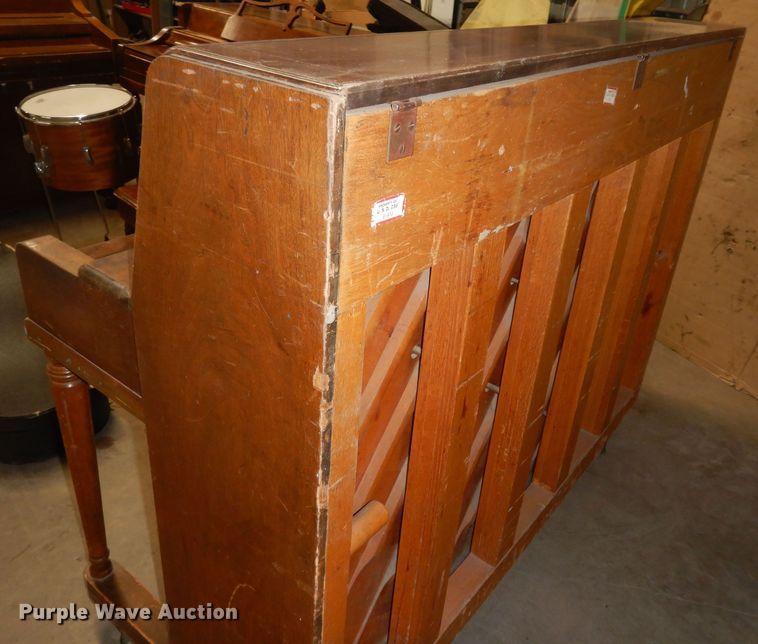 image for item IE9958 Music equipment