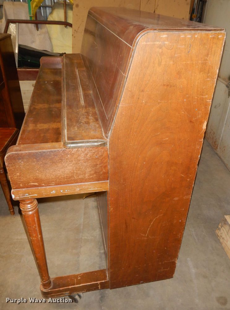 image for item IE9958 Music equipment