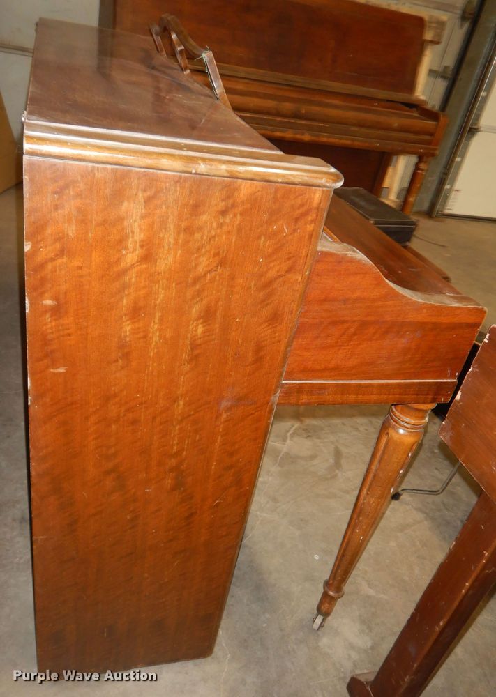 image for item IE9958 Music equipment