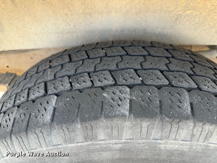 image for item JD9799 2003 Chevrolet Express 1500  van