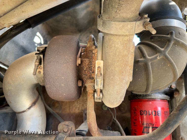 image for item JD9800 1993 Ford L8000  refuse truck