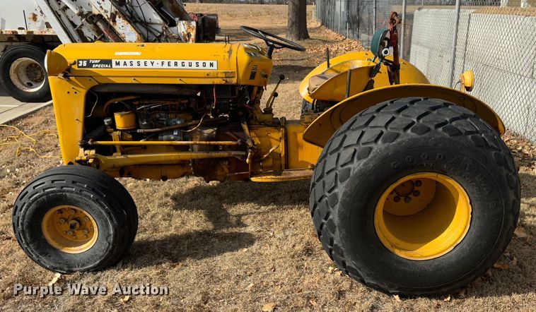 image for item JD9801 Massey Ferguson 35 Turf Special  tractor