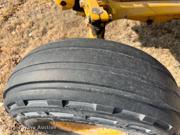 image for item JD9801 Massey Ferguson 35 Turf Special  tractor