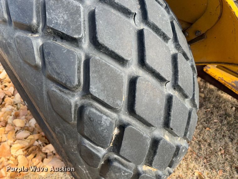 image for item JD9801 Massey Ferguson 35 Turf Special  tractor