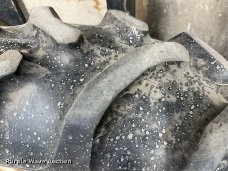 image for item JD9801 Massey Ferguson 35 Turf Special  tractor