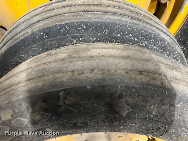 image for item JD9801 Massey Ferguson 35 Turf Special  tractor