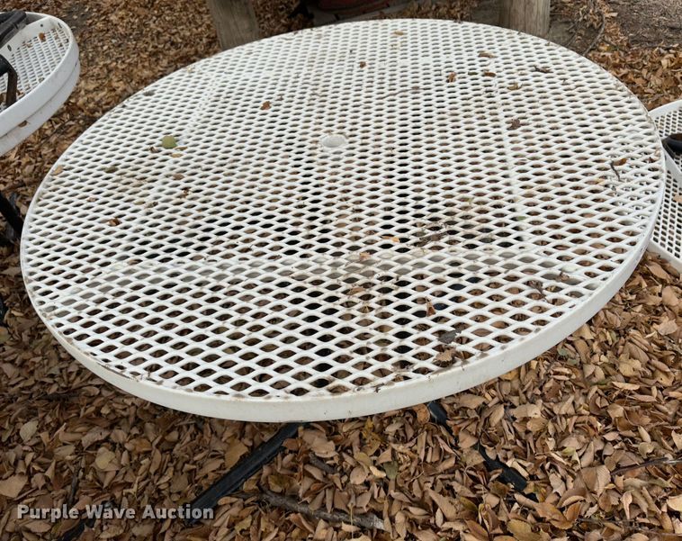 image for item JD9805 (6) 44" diameter tables