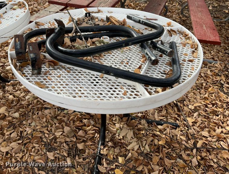 image for item JD9805 (6) 44" diameter tables