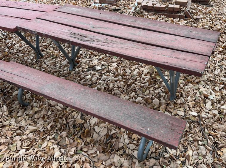 image for item JD9806 (13) picnic tables
