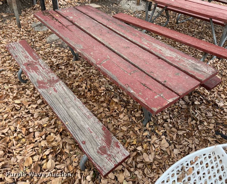 image for item JD9806 (13) picnic tables