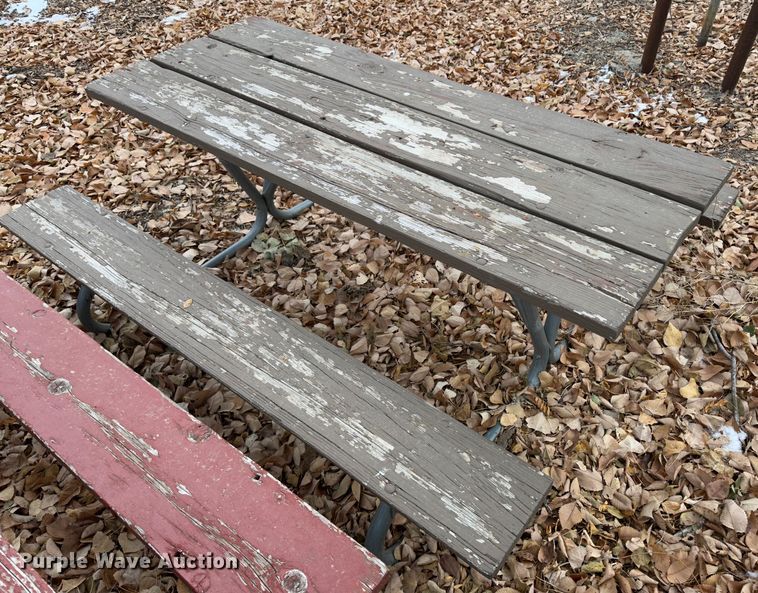 image for item JD9806 (13) picnic tables