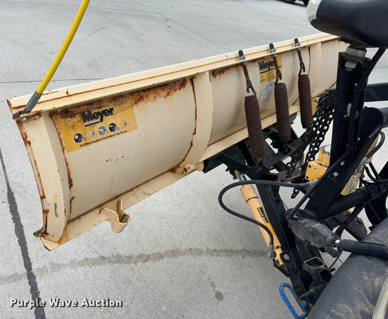 image for item JD9807 2001 Chevrolet Silverado 1500  pickup truck