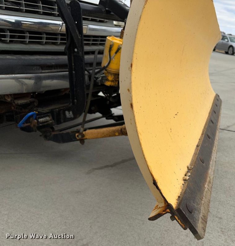 image for item JD9807 2001 Chevrolet Silverado 1500  pickup truck