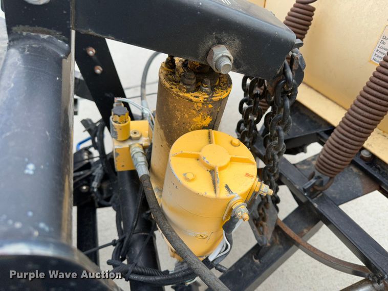 image for item JD9807 2001 Chevrolet Silverado 1500  pickup truck