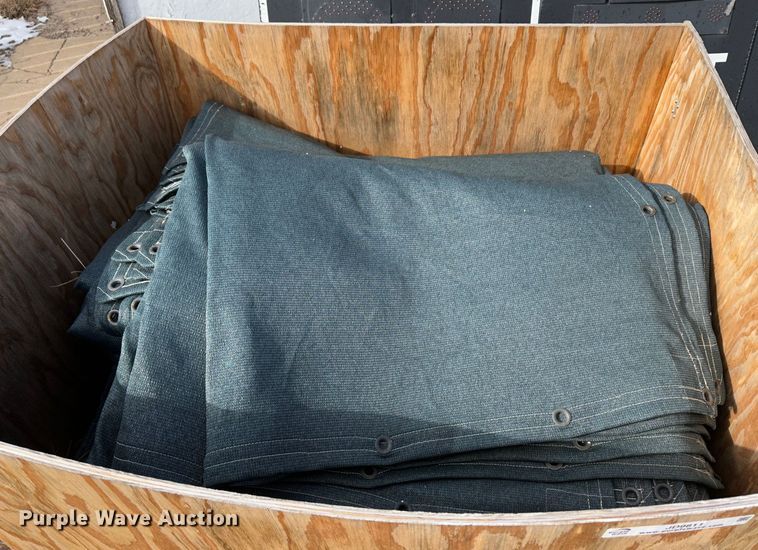 image for item JD9811 (16) 8.5' x 6.5' tarps