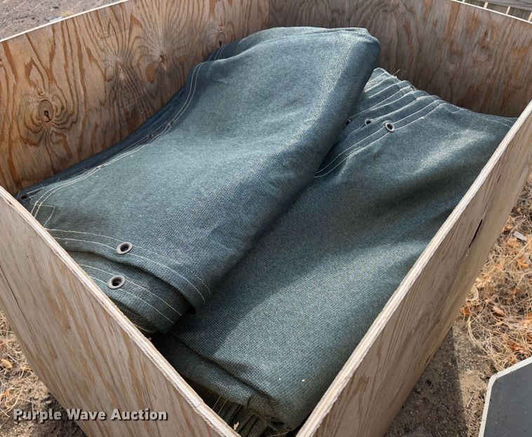 image for item JD9811 (16) 8.5' x 6.5' tarps