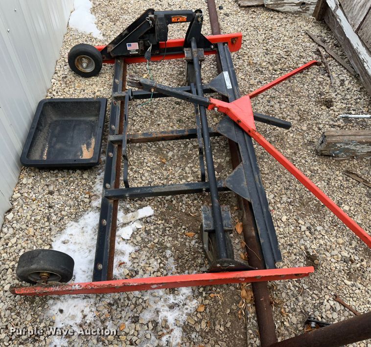 image for item JD9813 DR  field groomer