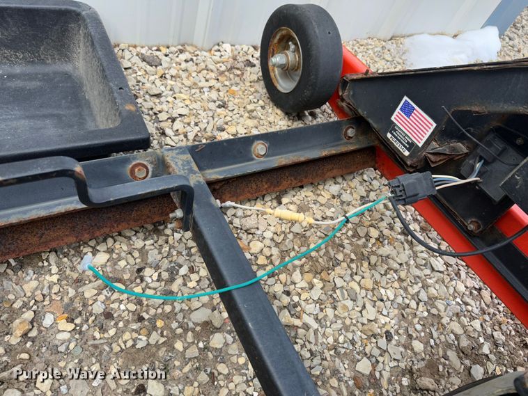 image for item JD9813 DR  field groomer