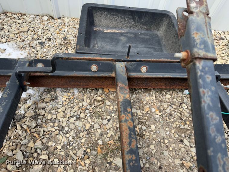 image for item JD9813 DR  field groomer