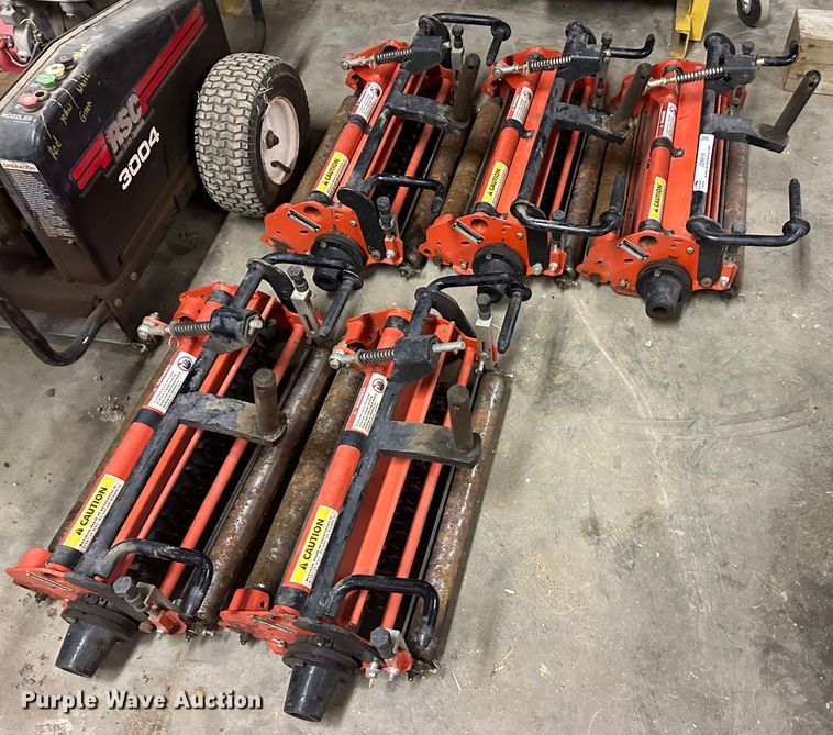 image for item JD9816 (5) Jacobsen verticutter heads