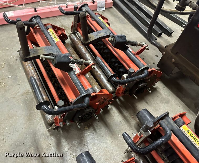 image for item JD9816 (5) Jacobsen verticutter heads