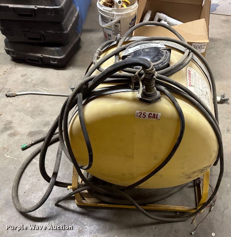 image for item JD9819 Sprayer