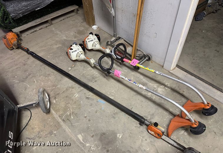 image for item JD9820 Lawn and garden equipment