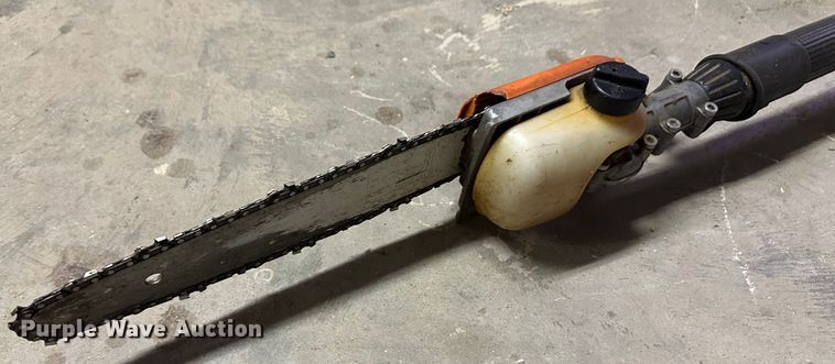 image for item JD9820 Lawn and garden equipment