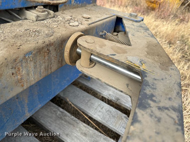 image for item JD9835 tire machine