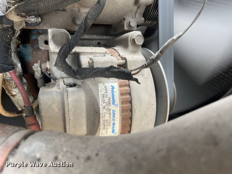 image for item JU9763 2005 International 7400  dump truck