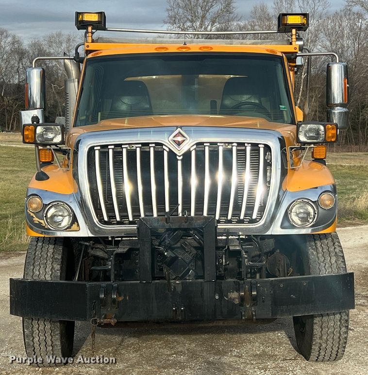 image for item JU9764 2009 International WorkStar 7400  dump truck