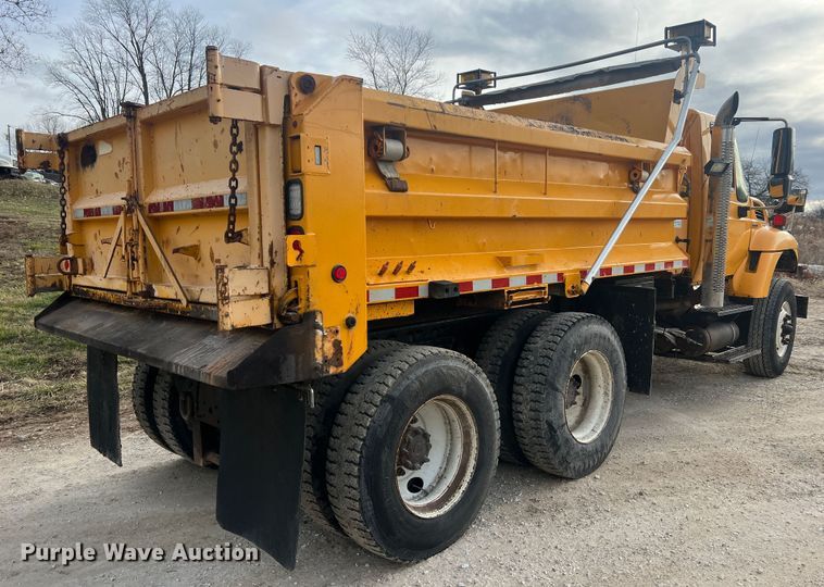 image for item JU9764 2009 International WorkStar 7400  dump truck