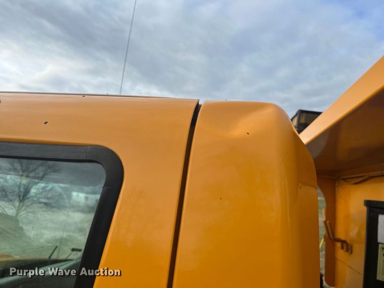 image for item JU9764 2009 International WorkStar 7400  dump truck