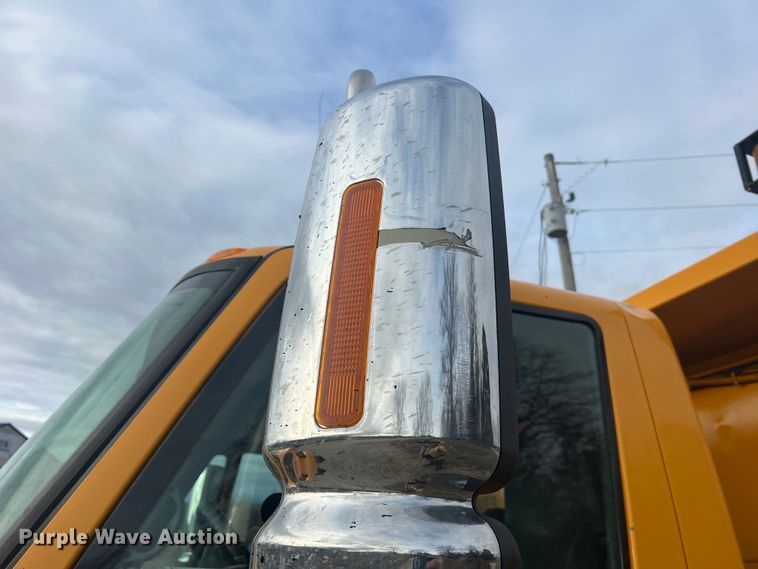 image for item JU9764 2009 International WorkStar 7400  dump truck