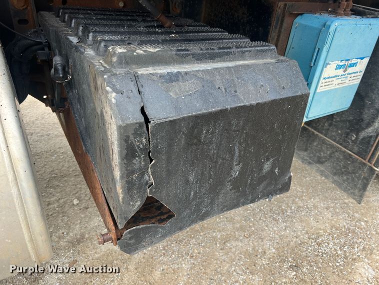 image for item JU9764 2009 International WorkStar 7400  dump truck