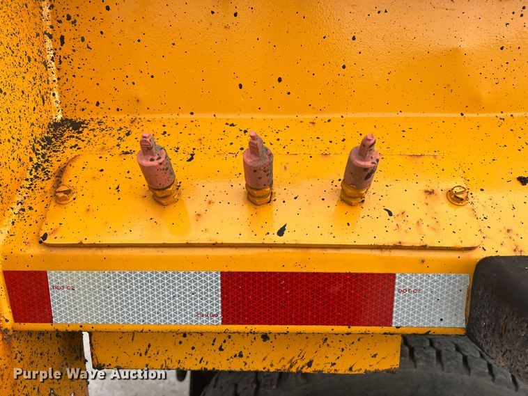 image for item JU9764 2009 International WorkStar 7400  dump truck