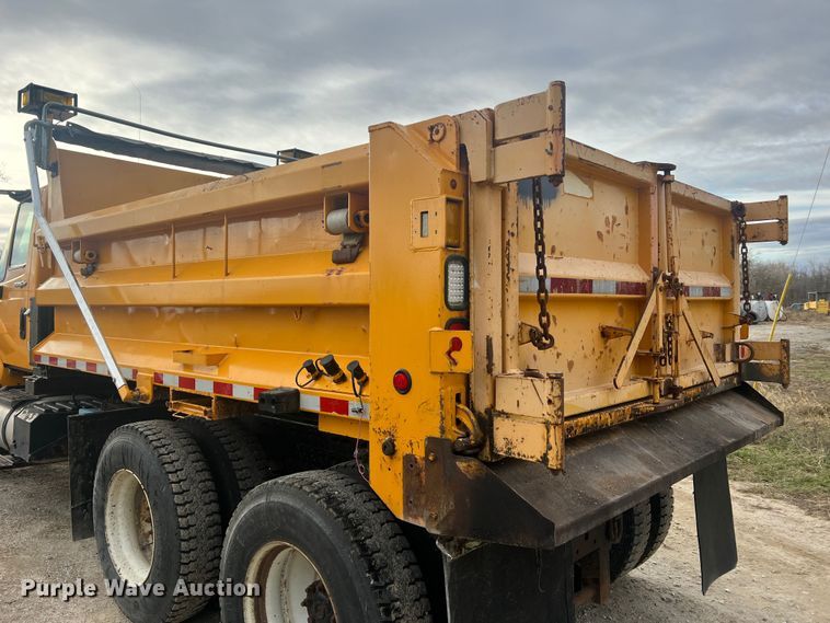 image for item JU9764 2009 International WorkStar 7400  dump truck