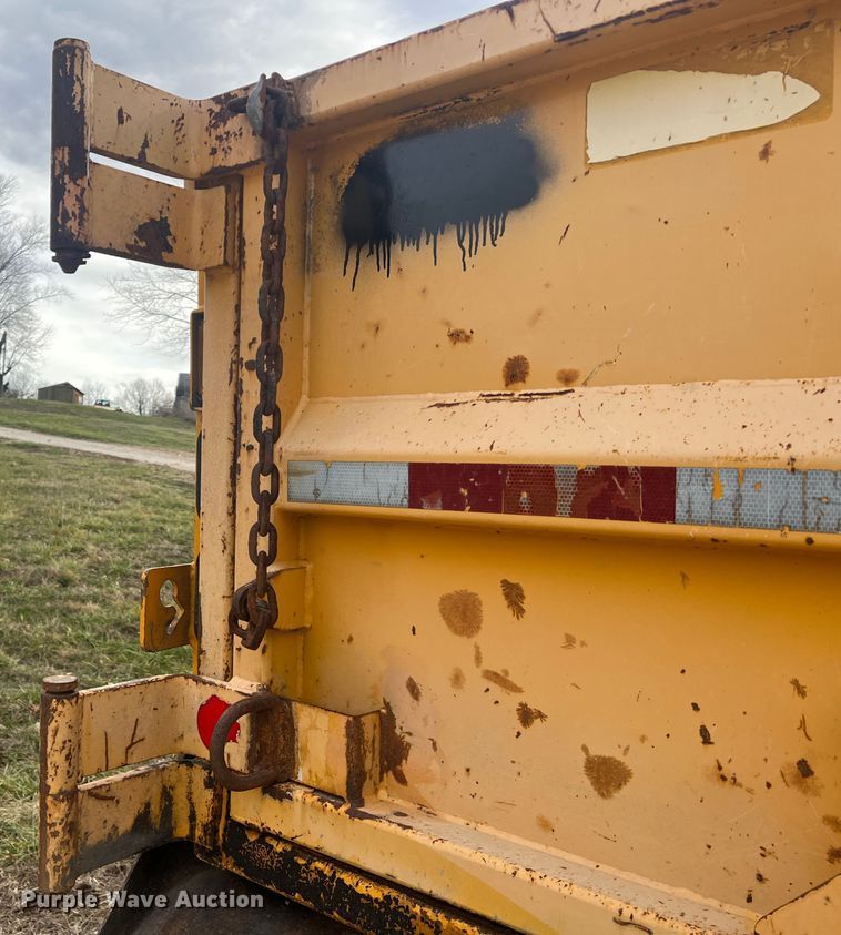 image for item JU9764 2009 International WorkStar 7400  dump truck