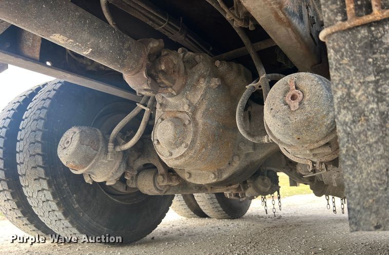 image for item JU9764 2009 International WorkStar 7400  dump truck