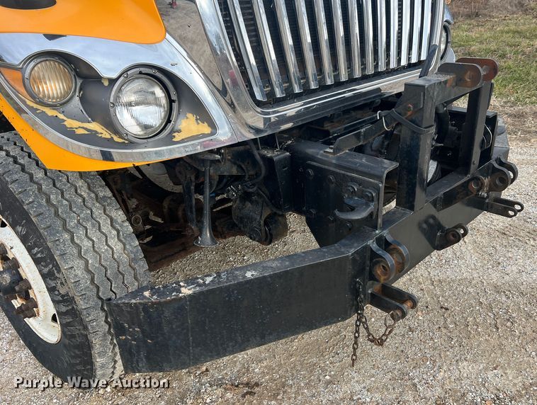 image for item JU9764 2009 International WorkStar 7400  dump truck