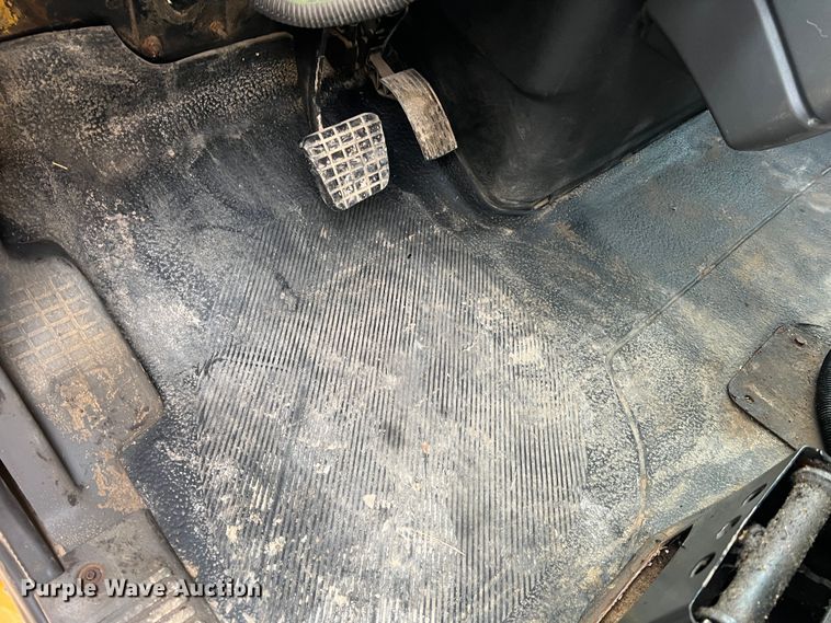 image for item JU9764 2009 International WorkStar 7400  dump truck