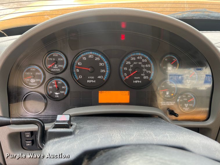 image for item JU9764 2009 International WorkStar 7400  dump truck