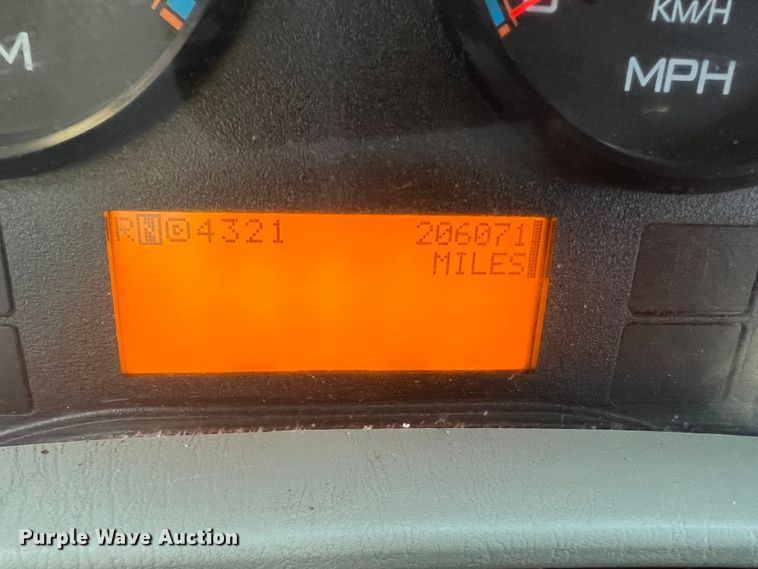 image for item JU9764 2009 International WorkStar 7400  dump truck